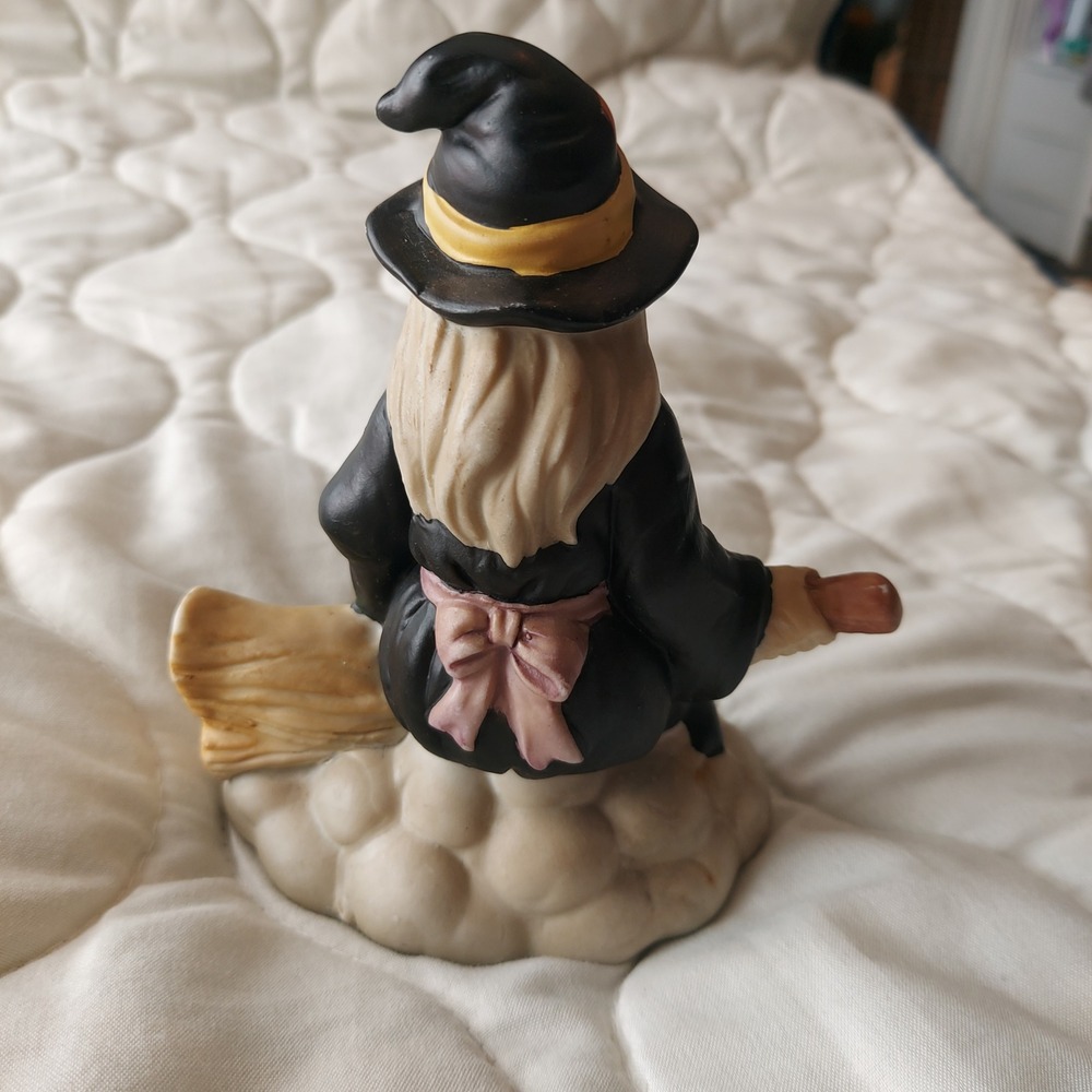 Vintage Brinns Ceramic Witch Figurine Halloween Decor Broomstick Voodoo Doll 6in - Picture 3 of 6